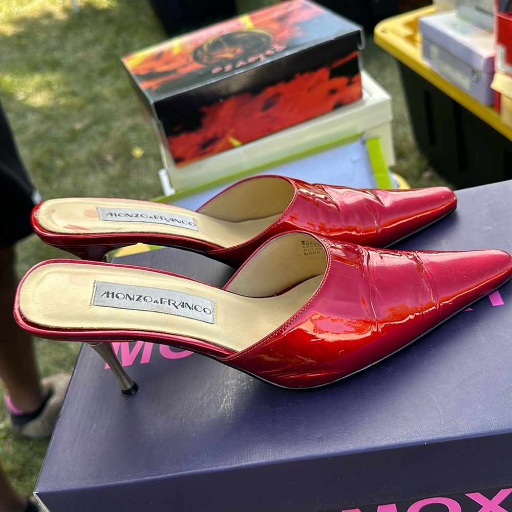 Red mules